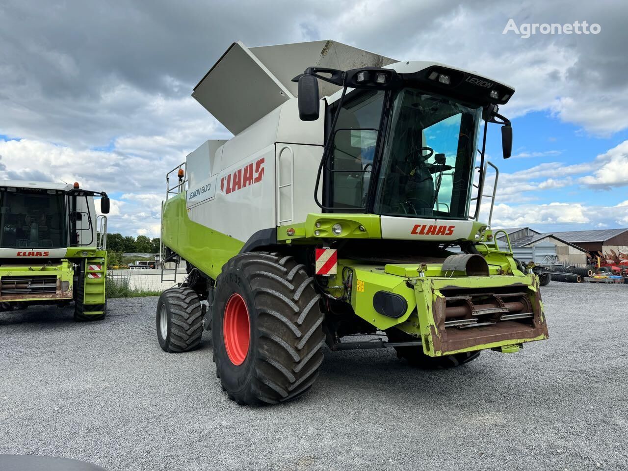 зерноуборочный комбайн Claas Lexion 600 ALLRAD