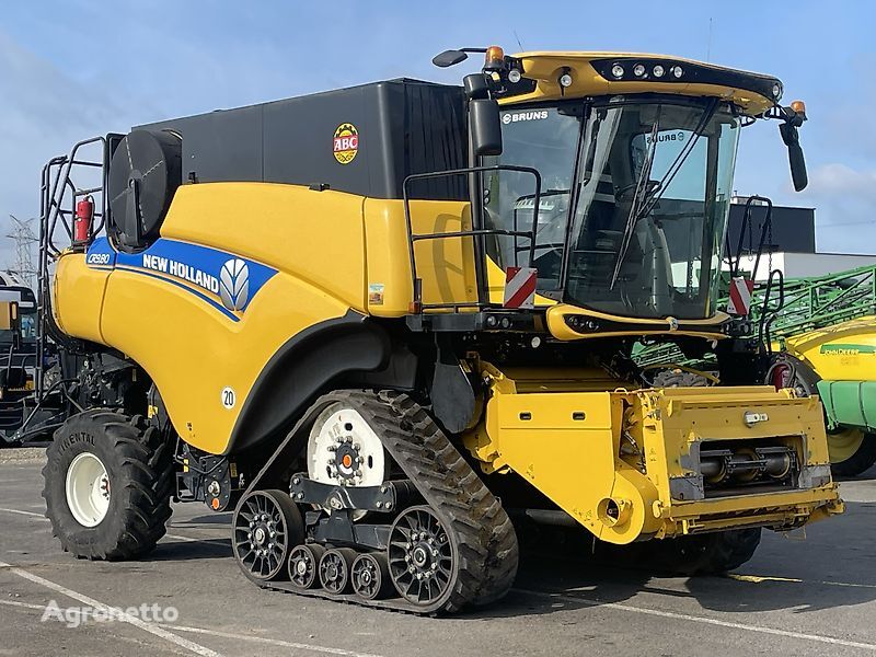 зерноуборочный комбайн New Holland CR 9.80