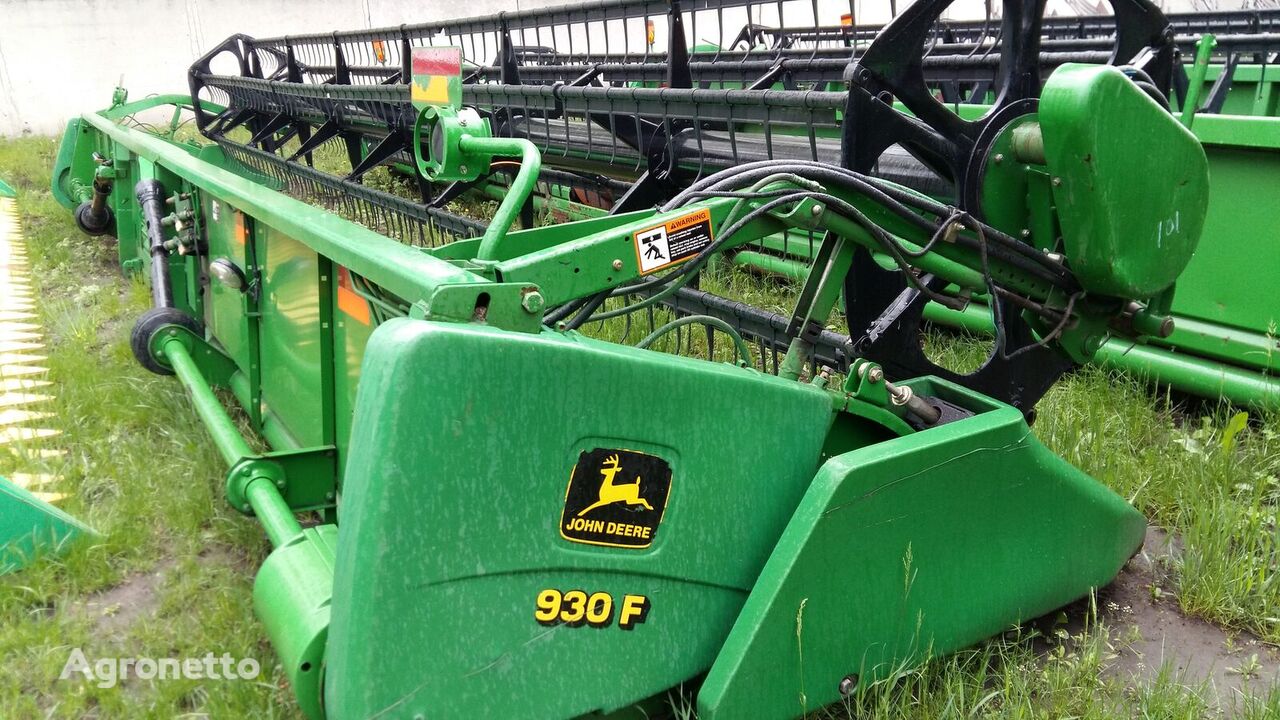 жатка зерновая John Deere F930